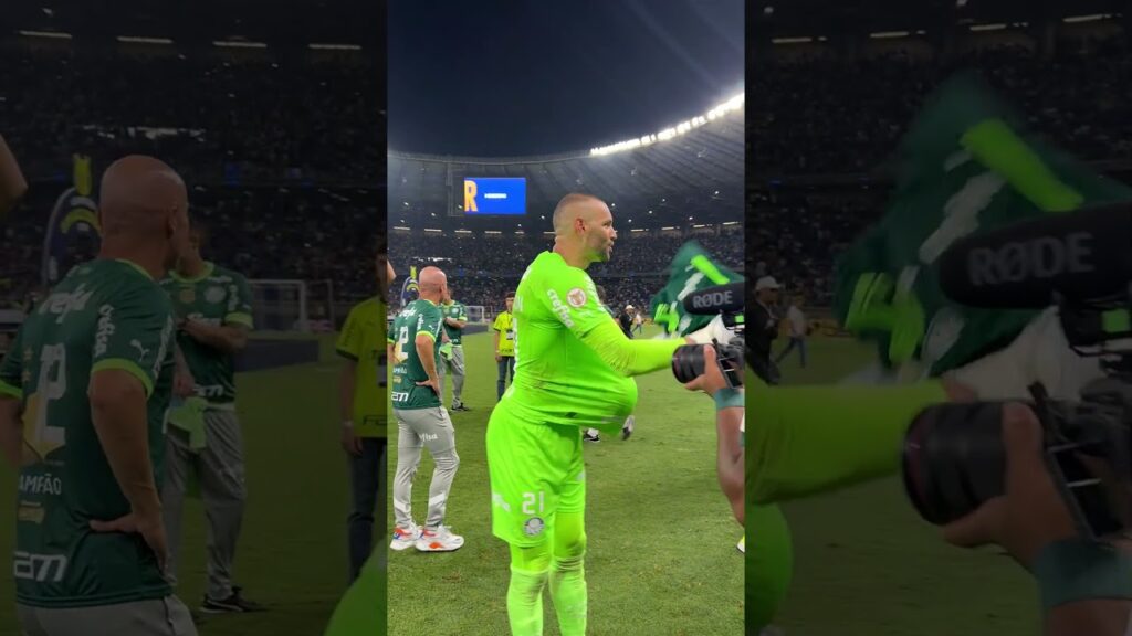 ENDRICK ENSINA WEVERTON A FAZER O FLOSS