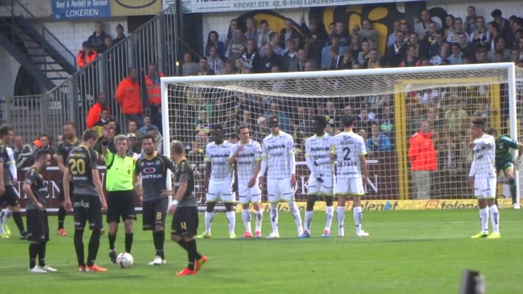 Hans Vanaken scoort de 1-1 in Lokeren - Zulte Waregem (3-2)