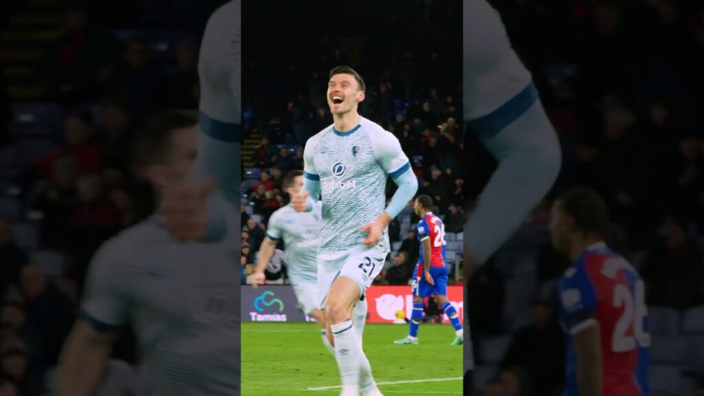 Kieffer Moore back on the scoresheet for his first #PL goal of the season 🫶 #shorts