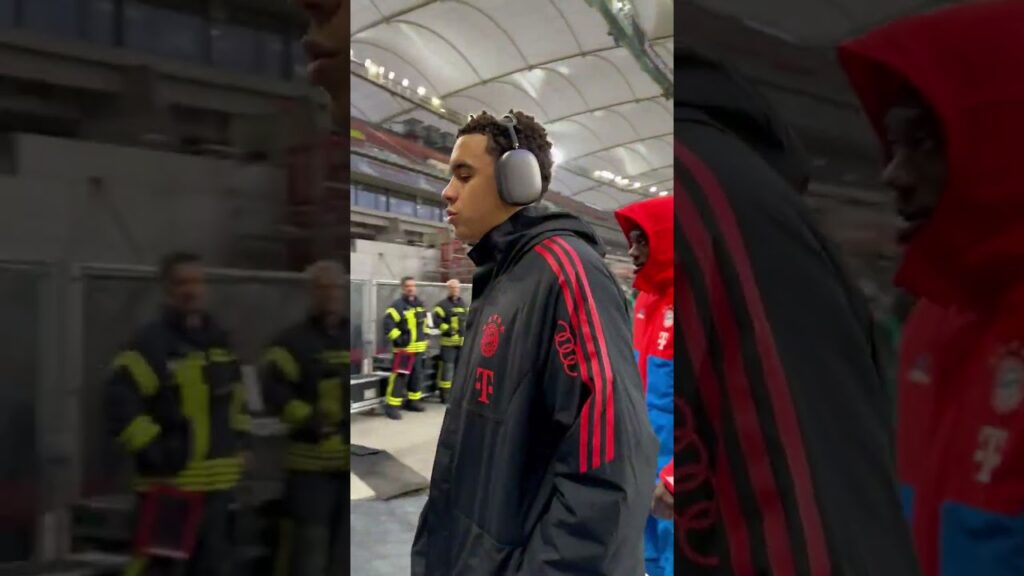 ALPHONSO DAVIES AND MUSIALA IN STUTTGART✌️ Phonziala in the building!   📺 #VfBFCB