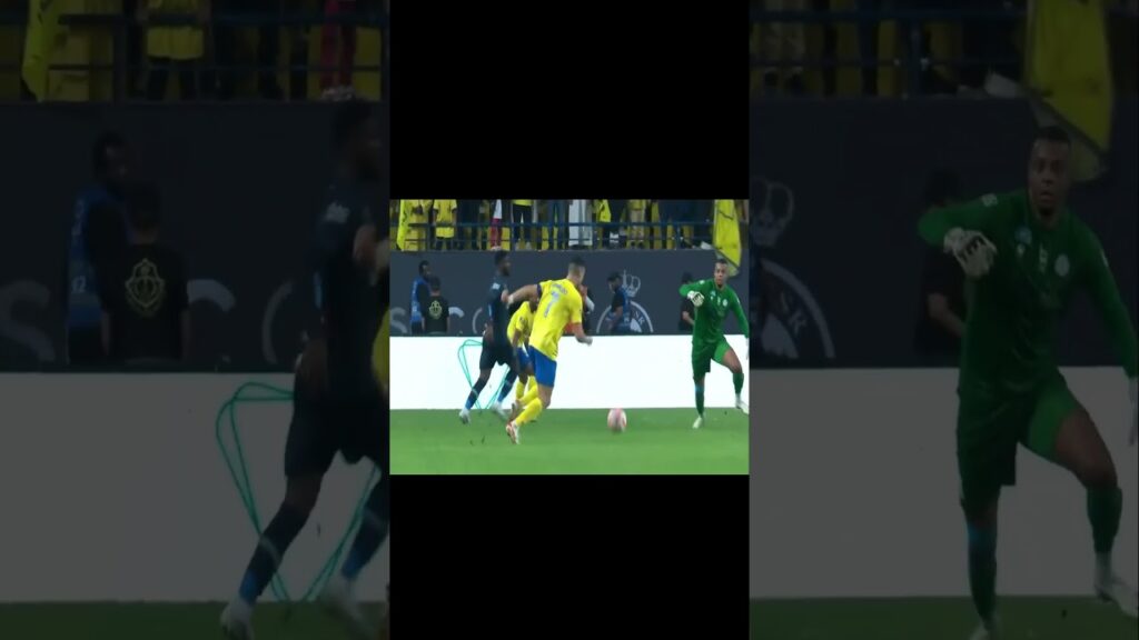 80 minutes: RONALLLLDO makes the score 3:0!