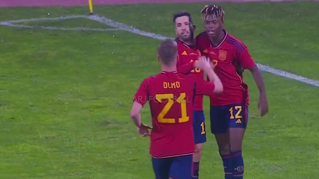 Nico Williams first goal with Spain ❤️