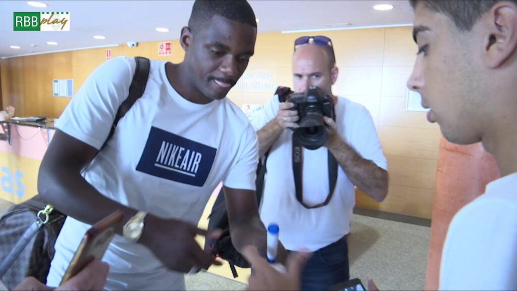 ¡William Carvalho ya está en Sevilla!