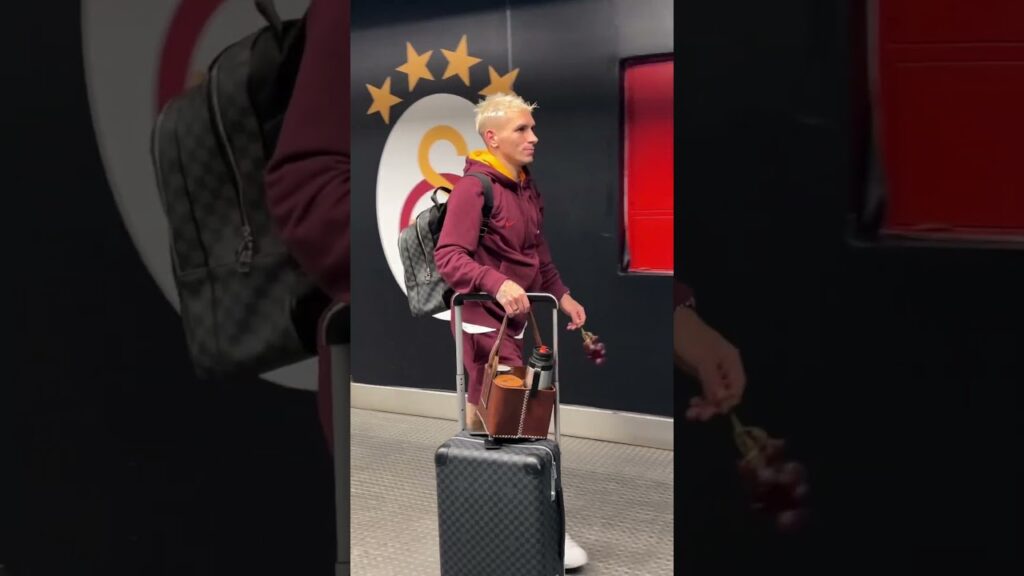 Lucas Torreira yine yiyecekle ayrıldı🙈 #galatasaray