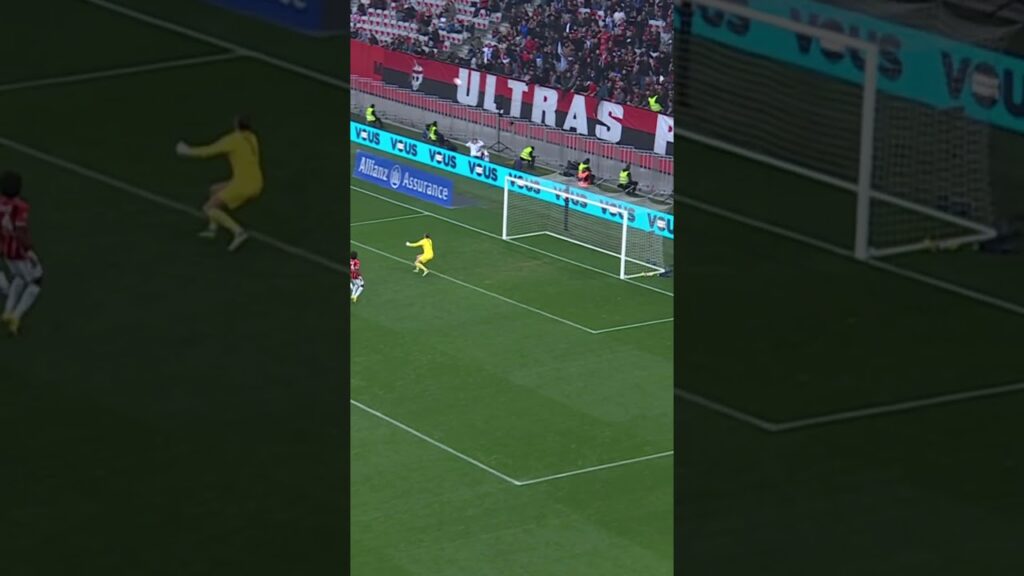 Junya Ito heurte la barre !