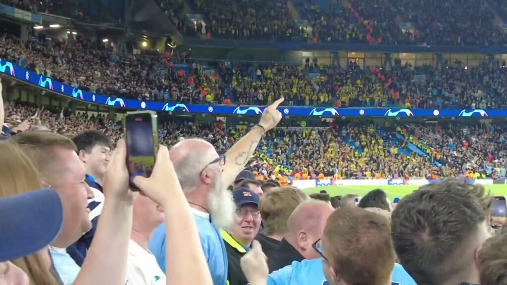 John Stones long shoot goal vs BVB