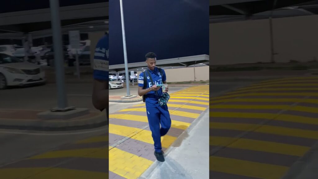 من مغادرة ناصر الدوسري مع البعثة لجدة