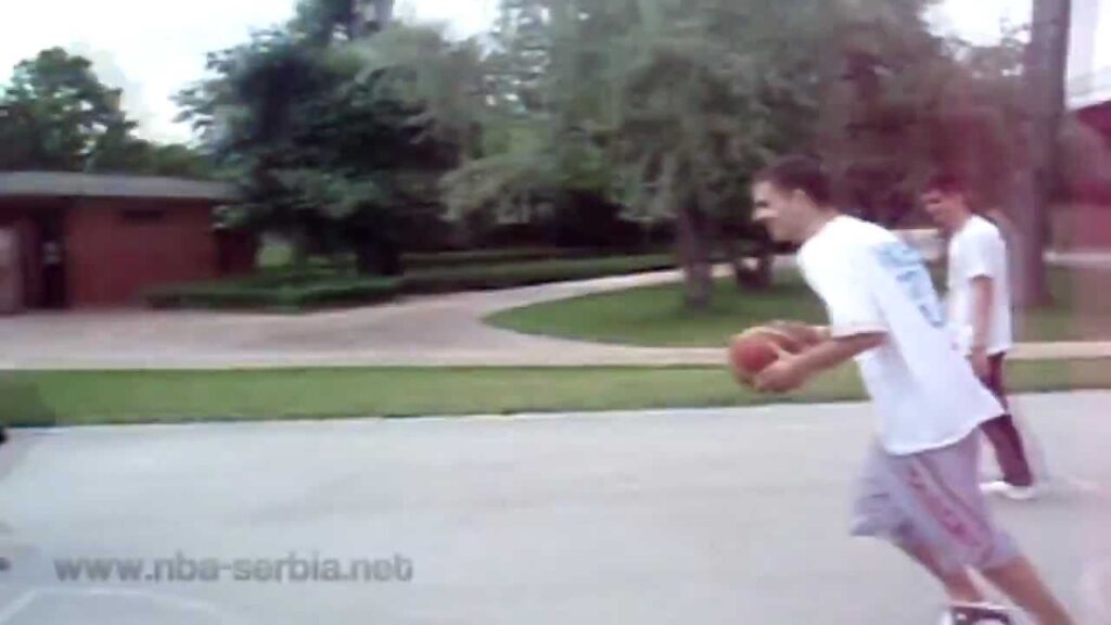 Darjan Lukic 360 Dunk Fail