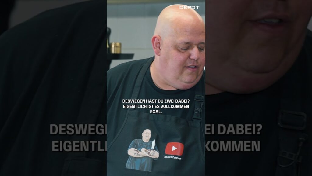 Kennt ihr die Hähnchenpolizei? Bernd Zehner klärt Mario Götze auf! 🐔 👮♂️ Kennt ihr die Hähnchenpolizei? Bernd Zehner klärt Mario Götze auf! 🐔 👮♂️