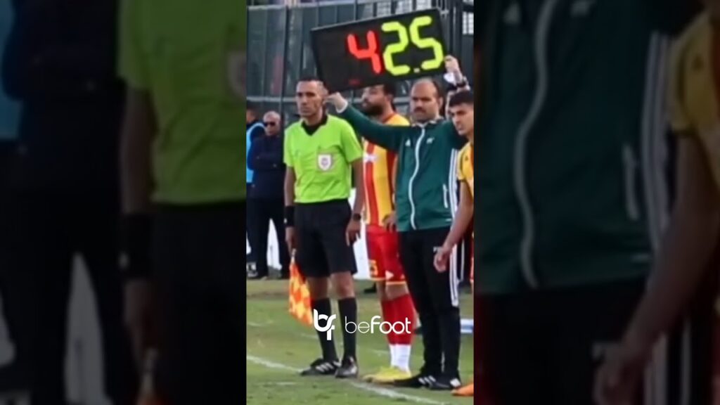 لحظة عودة غيلان الشعلالي الي الميادين بعد غياب دام 9 أشهر ولقطة ممتازة ومعبرة من معز بن شريفية.