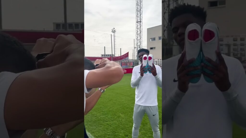 J'ai fait un photoshoot avec Aurélien TCHOUAMENI 🤯 (avant/après)