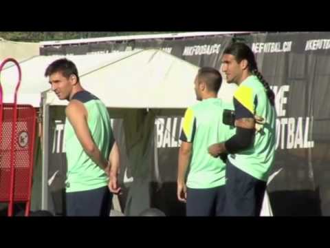 Neymar and Gerardo Martino take part in first Barcelona training session