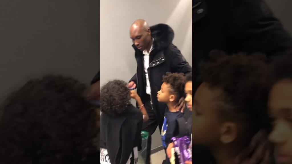 Atiba Hutchinson Beşiktaş - Fenerbahçe derbisi sonrası stadyumdan üzgün ayrıldı