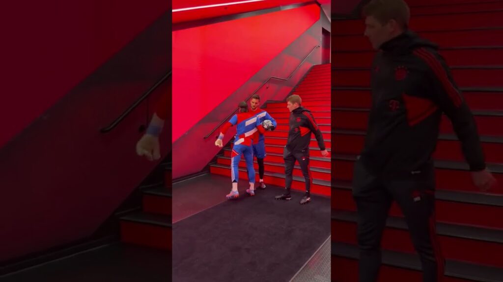 YANN SOMMER AND SVEN ULREICH BEFORE CL MATCH VS PARIS 🔥  #packmas #FCBPSG #UCL