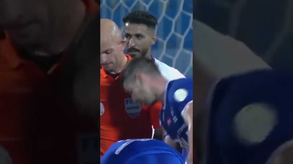 لقطة فييتو وناصر الدوسري كامله .. مين الغلطان ؟#shorts