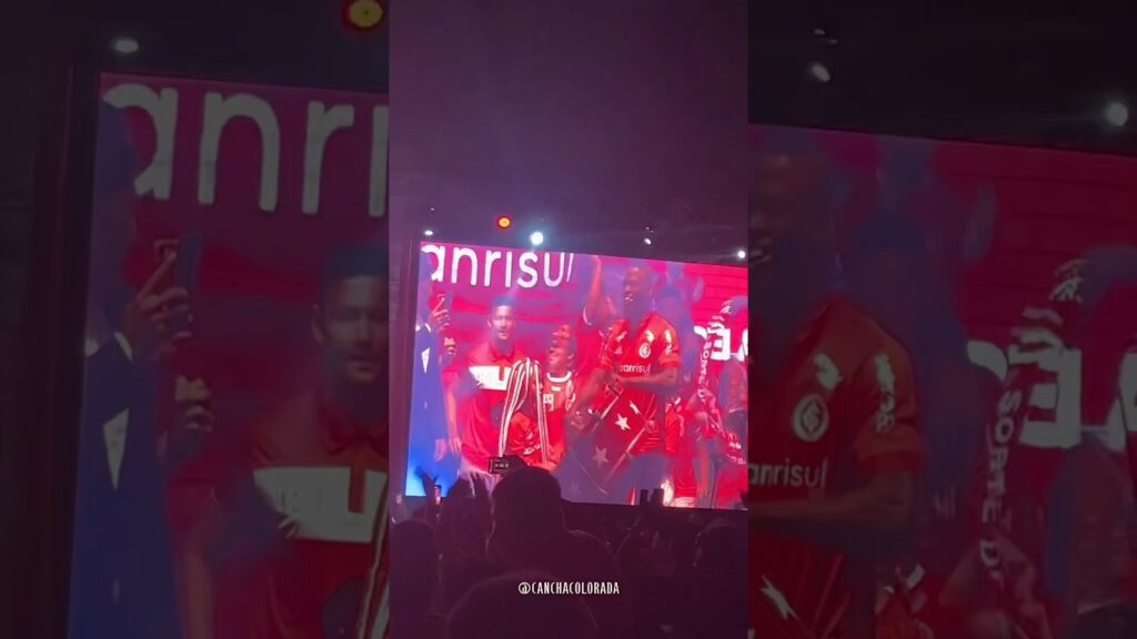 ENNER VALENCIA É POPULAR! 🗣️🇦🇹