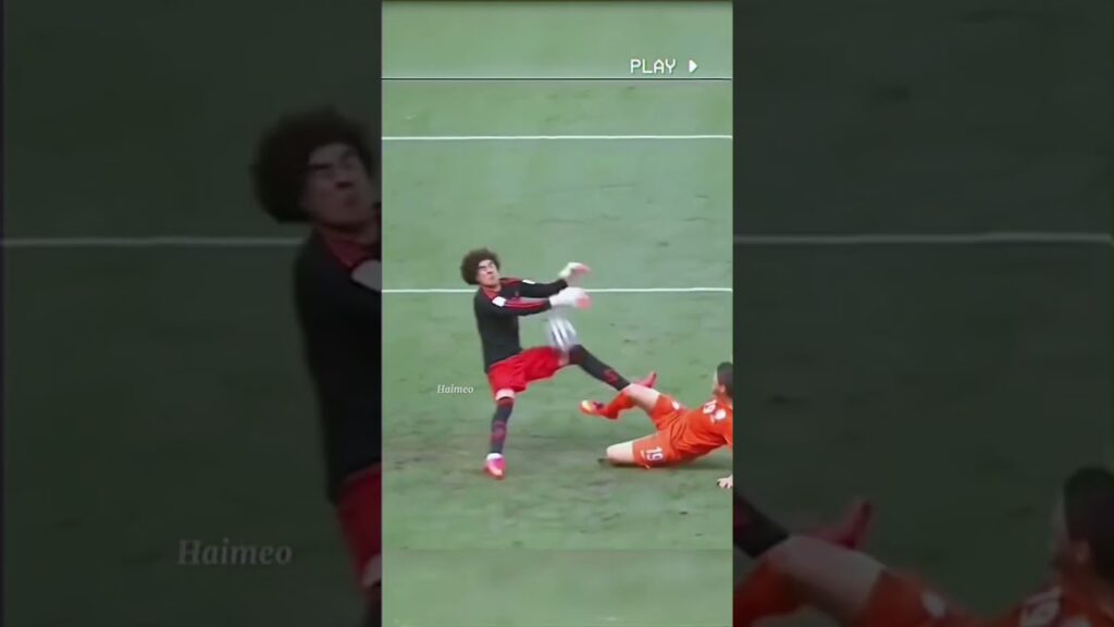 Memo Ochoa MODO DIOS en Mundiales