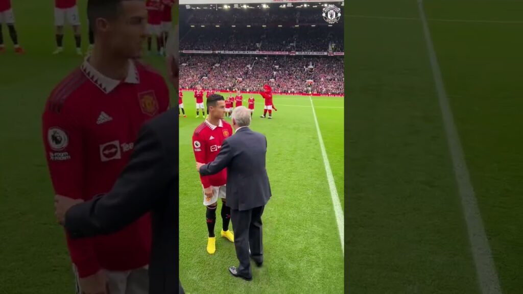Sir Alex Reunited With Ronaldo And De Gea ❤️