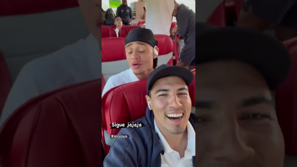 GUTI CONTAGIA a XAVI SIMONS con el PESO PLUMA | #shorts GUTI CONTAGIA a XAVI SIMONS con el PESO PLUMA | #shorts