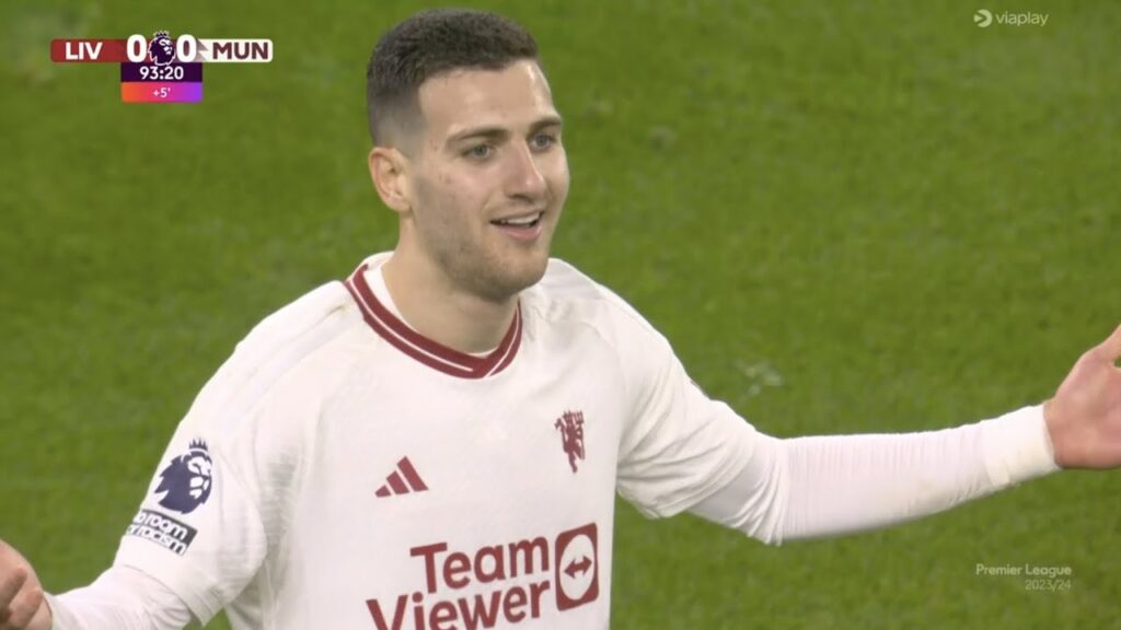 Diogo Dalot Red Card vs Liverpool! FAIR OR NOT?