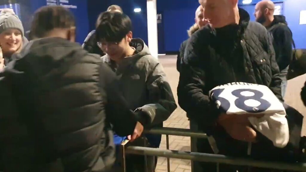 Leicester City fans really Love Fatawu Issahaku|BTS|