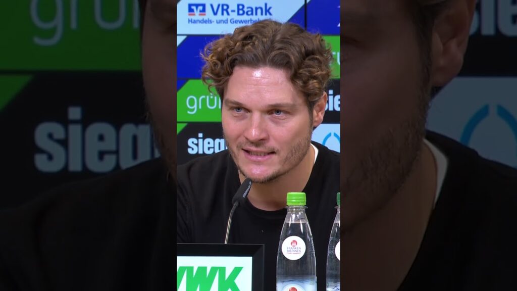 Guter Zweikampf oder Foul von Ermedin Demirovic? | #shorts