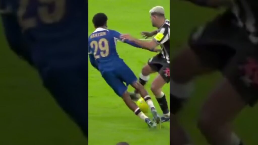 ENTRADA DO BRUNO GUIMARÃES NO JOGADOR IAN MAATSEN NO JOGO Chelsea x Newcastle  #shorts #futebol ⚽