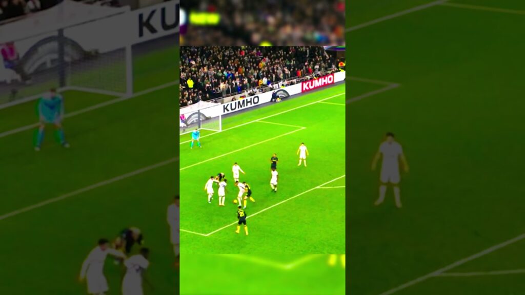 Cuti Romero REVOLEÓ a Joelinton 🚫