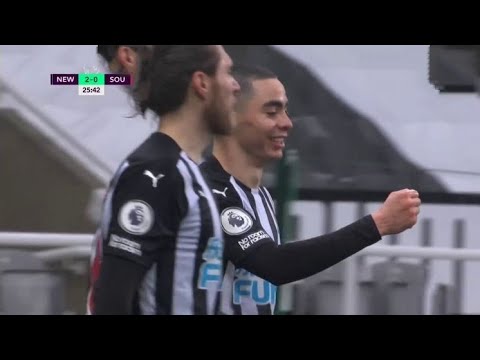 Jan Bednarek scores an unlucky GOAL Newcastle vs Southampton