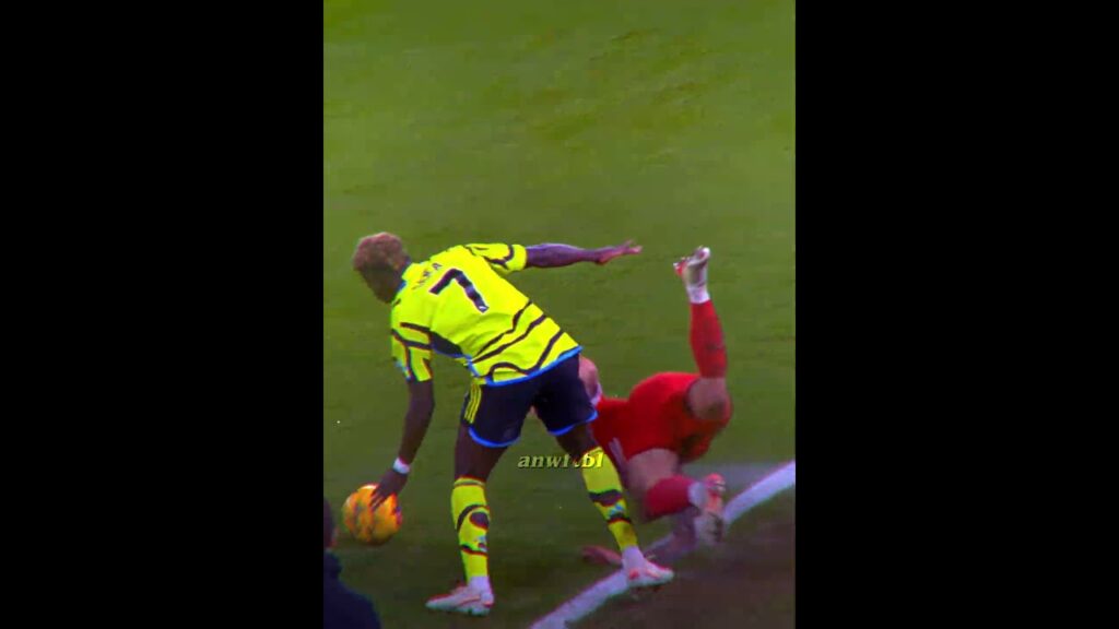 Saka vs Tsimikas (I hope he’s alr…) 😤✨ | #arsenal #edit #viral