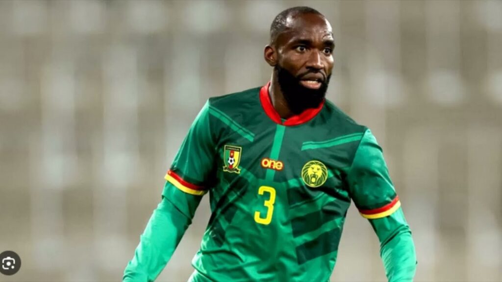 Ngamaleu replaces Reghis Mughe|| Moumi Ngamaleu remplace Régis Mughe