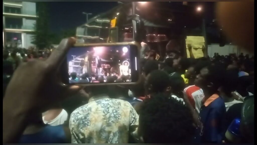 🚨: Black Stars Player MOHAMMED SALISU Throw Money To Supporters + CHRIS HUGHTON Almost Left Behind 🤩