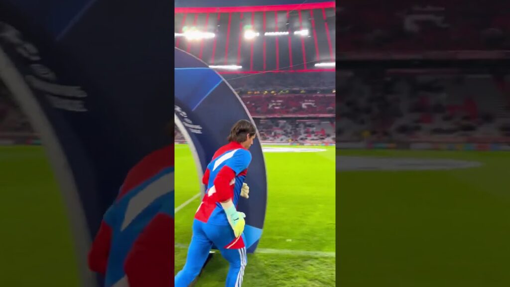 YANN SOMMER BEFORE MATCH VS MANCHESTER CITY