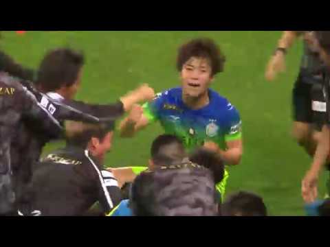 【公式】ゴール動画：山根 視来（湘南）90+4分 浦和レッズvs湘南ベルマーレ 明治安田生命Ｊ１リーグ 第12節 2019/5/17