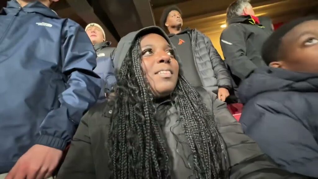 ARSENAL 0-2 LIVERPOOL |  KIWIOR, LUIS DIAZ