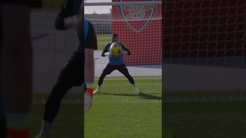 David Raya Arsenal Goalkeeper Training ⚽️🔥🧤 #shorts #goalkeeper