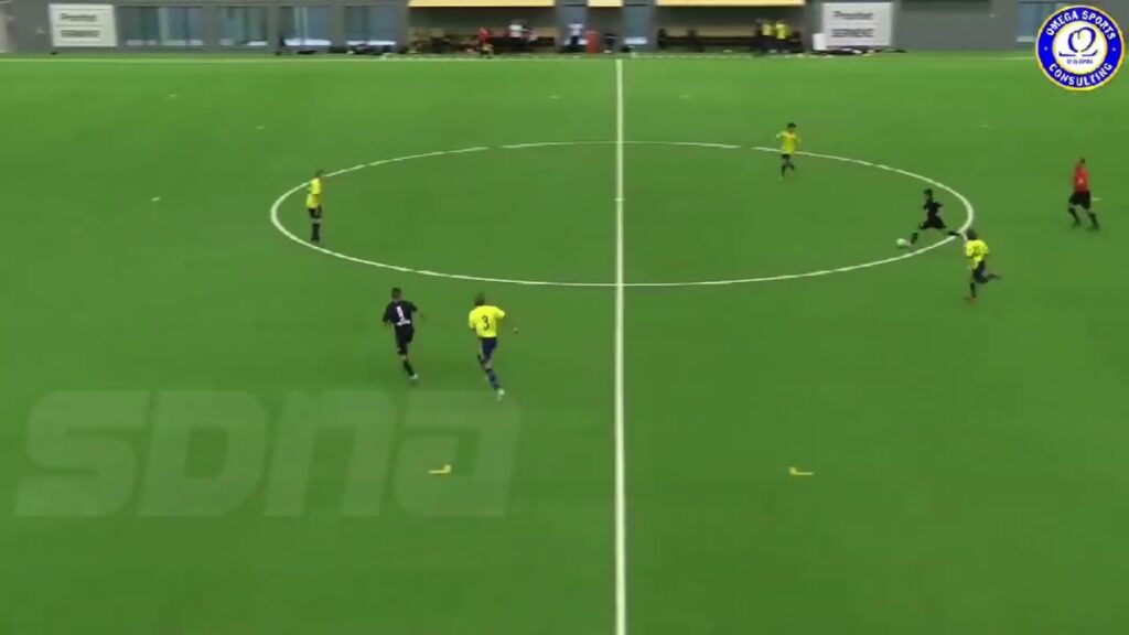 Το show του Γιάννη Κωνσταντέλια σε ηλικία 14 ετών