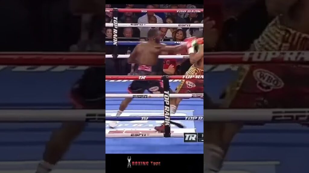 When Terence Crawford destroyed Jose Benavidez, David Benavidez old brothers #boxingtube #short