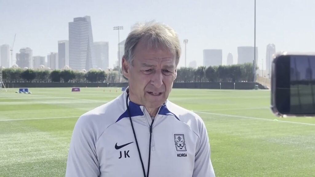 "Very very sad" South Korea coach Klinsmann on GK Kim Seung-gyu out of Asian Cup due to ACL injury