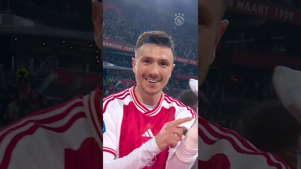 Steven Berghuis dedicating his goal to his daughters ♥️