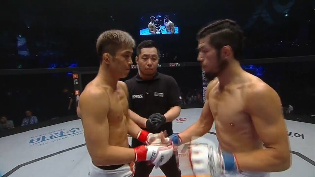 XIAOMI ROAD FC 033 7th Featherweight Match Hong Young-Ki(홍영기) VS Uesako Hiroto(우에사코 히로토)