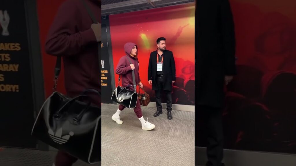 Lucas Torreira bu kez yemek yemeden çıktı 🤤 #galatasaray