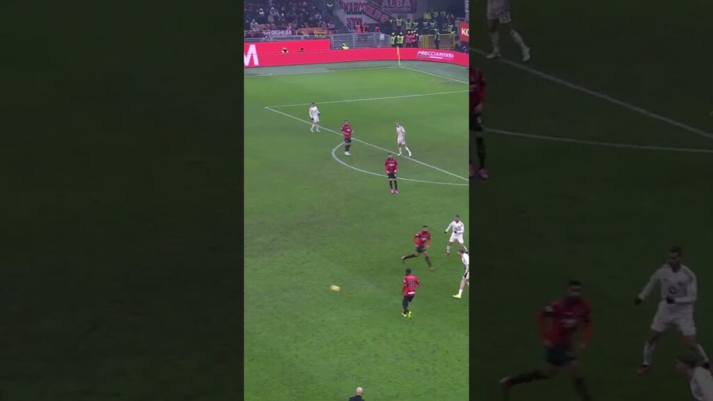 Giroud and Theo Hernandez combine to score a beauty against Roma #shorts