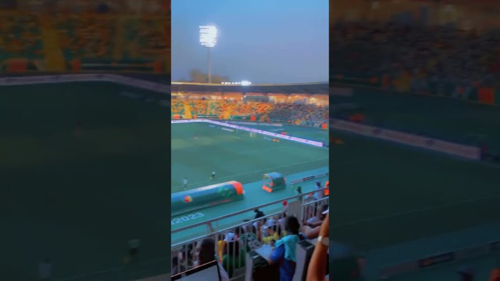 But de Ismaila Sarr !!!