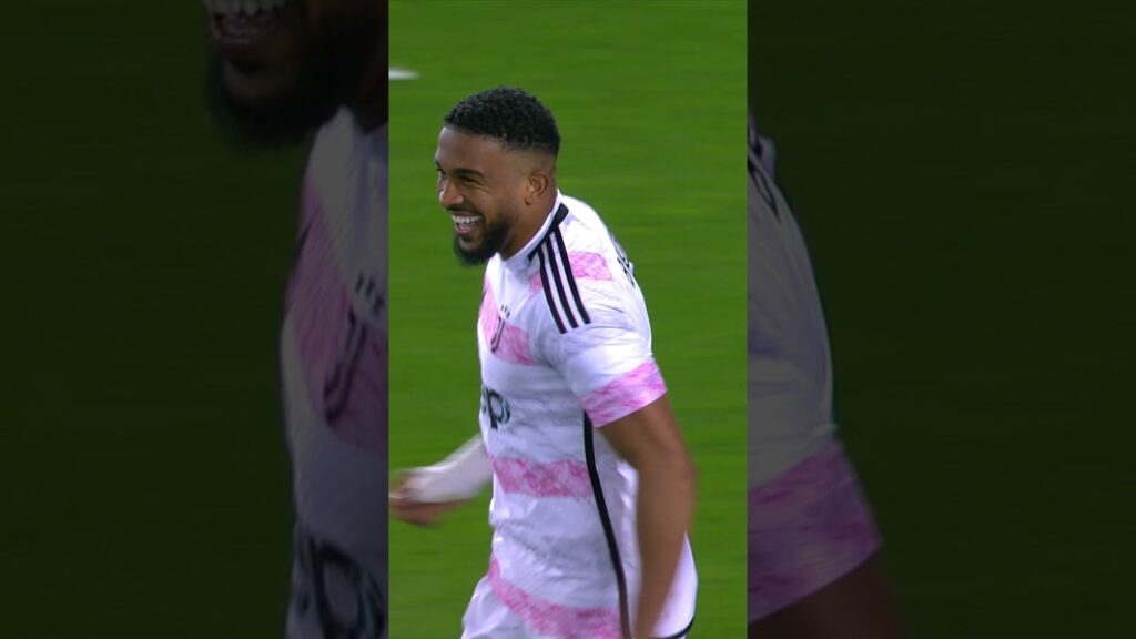 How to score with a header? Ask Bremer 😎✅