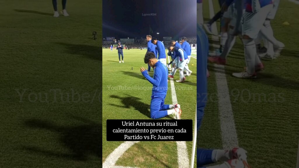 Uriel Antuna su Ritual en cada calentamiento previo al Partido #ligamx #mexico #cruzazul #cdmx #espn