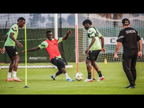 Camera isolee sur Bamba Dieng qui attend toujoura son heure...