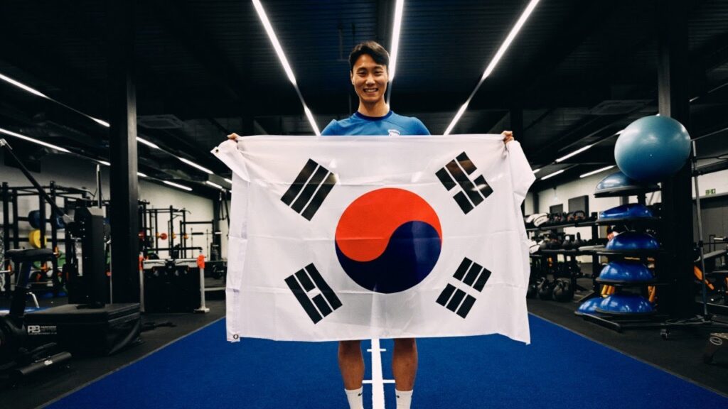 BEHIND-THE-SCENES of Paik Seung-ho's first day at Birmingham City 🔵