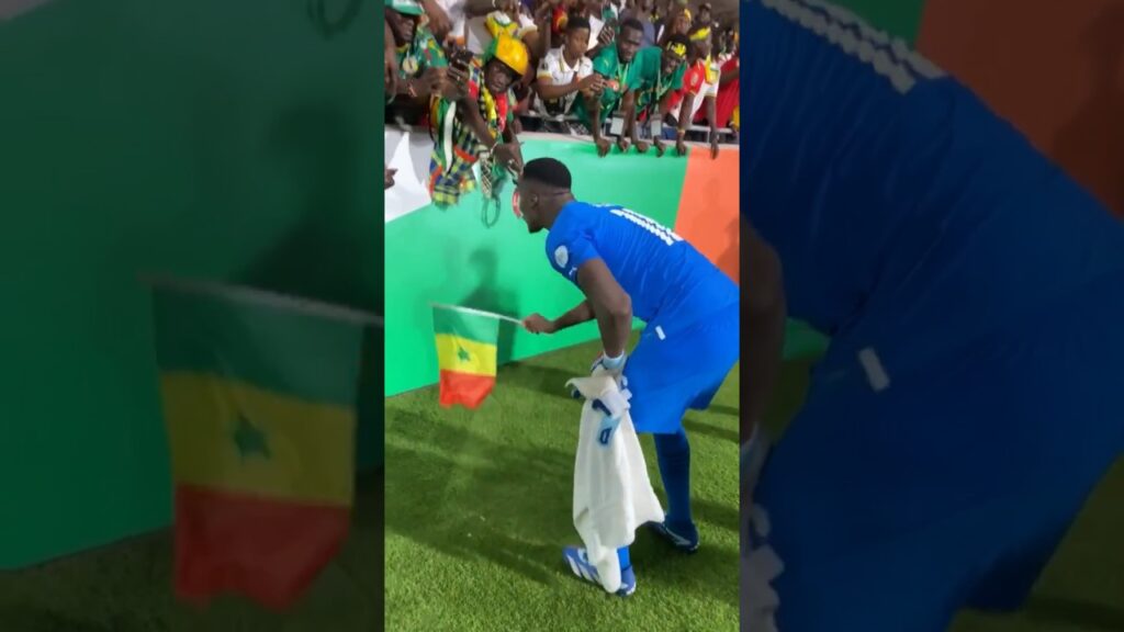 Edouard Mendy le sait : on ne fait pas tomber le drapeau du Sénégal 🇸🇳 #beINCAN2023