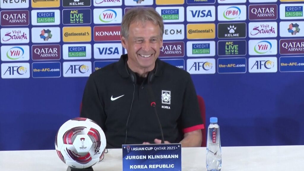 South Korea coach Klinsmann & keeper Jo Hyeon-Woo after beating Saudi Arabia for Asian Cup quarters